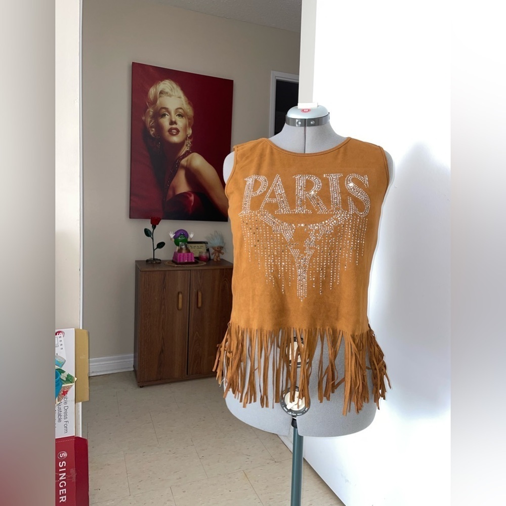 Mailing fashion fringe top